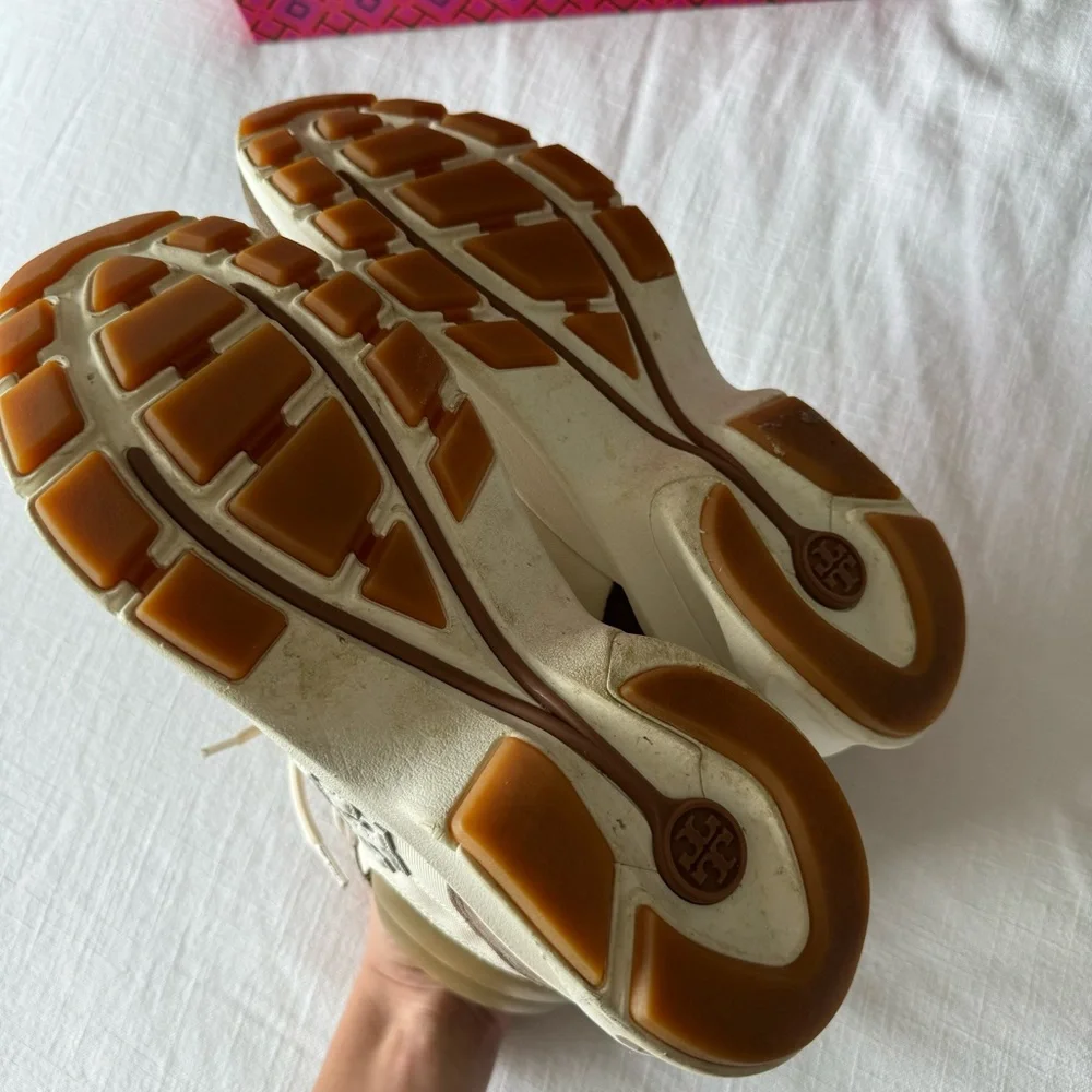 Tory Burch Good Luck Hiker - Picture 4 of 5